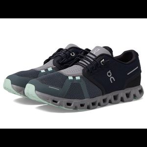 On Cloud 5 Running Shoes - Woman’s Size 10